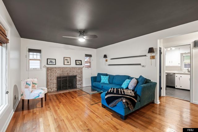 4825 Poppleton Avenue, Omaha, NE 68106