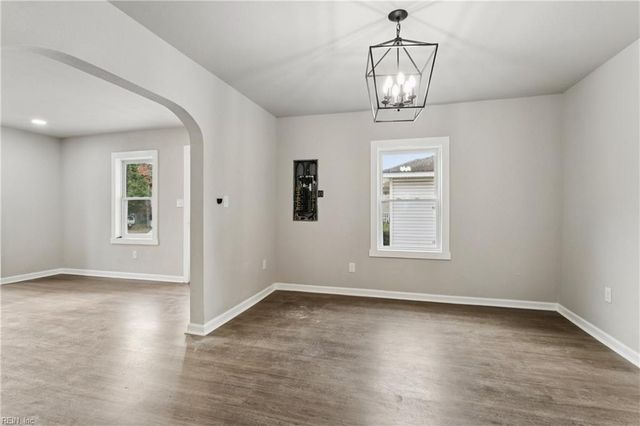 924 Ivy AVE, Newport News, VA 23607