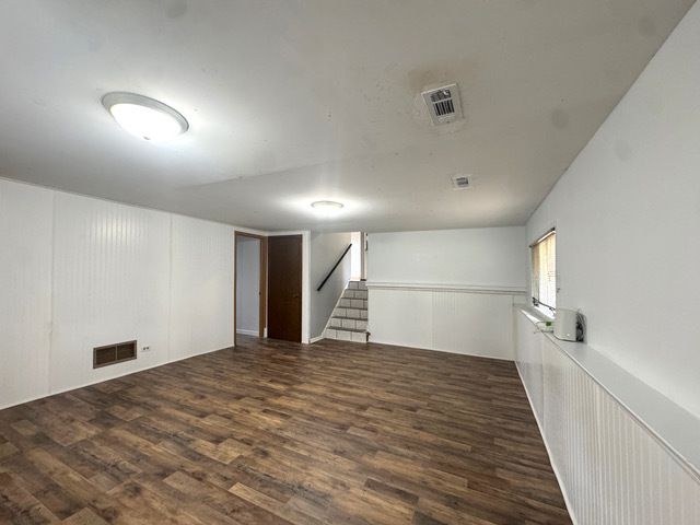643 N Iowa Avenue, Villa Park, IL 60181