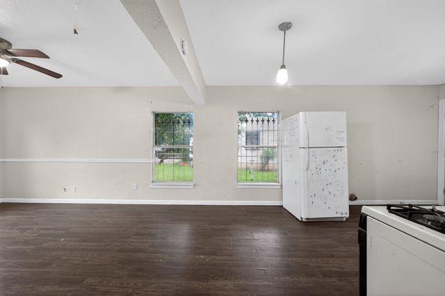3102 Kellogg Avenue, Dallas, TX 75216