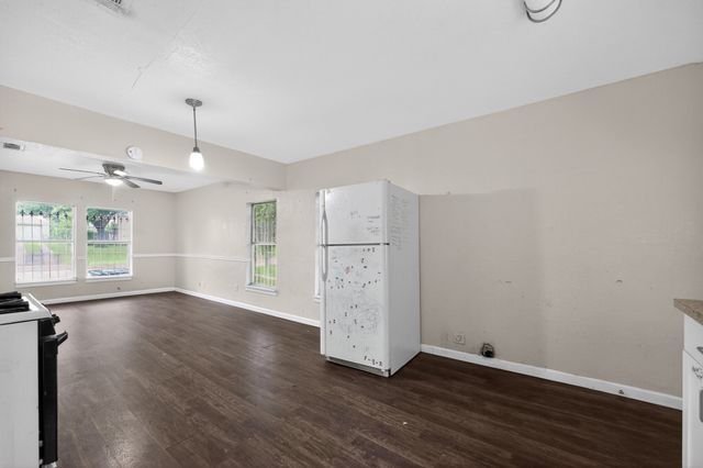 3102 Kellogg Avenue, Dallas, TX 75216