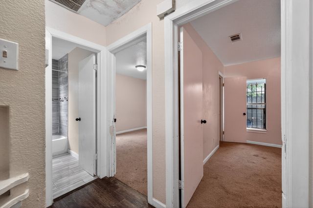 3102 Kellogg Avenue, Dallas, TX 75216