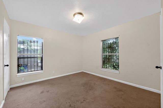 3102 Kellogg Avenue, Dallas, TX 75216