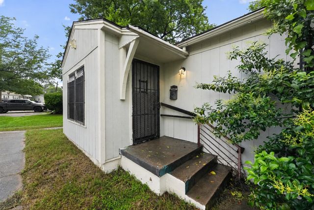 3102 Kellogg Avenue, Dallas, TX 75216