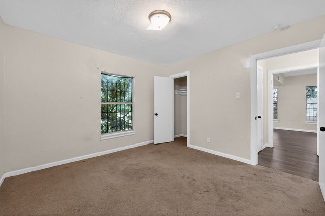 3102 Kellogg Avenue, Dallas, TX 75216