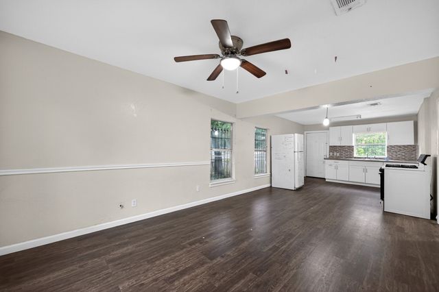 3102 Kellogg Avenue, Dallas, TX 75216