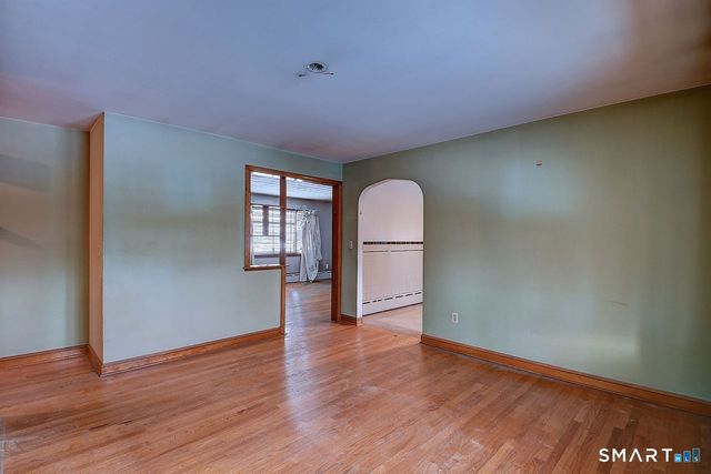 137 Lincoln Street, Naugatuck, CT 06770