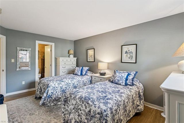 217 Misty Point LN, Newport News, VA 23603