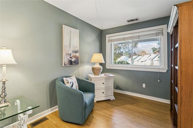 217 Misty Point LN, Newport News, VA 23603