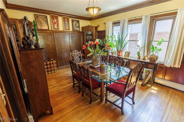 2065 West Boulevard, Cleveland, OH 44102