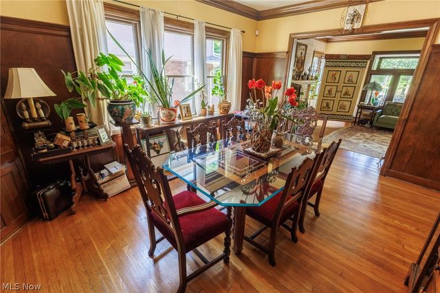 2065 West Boulevard, Cleveland, OH 44102