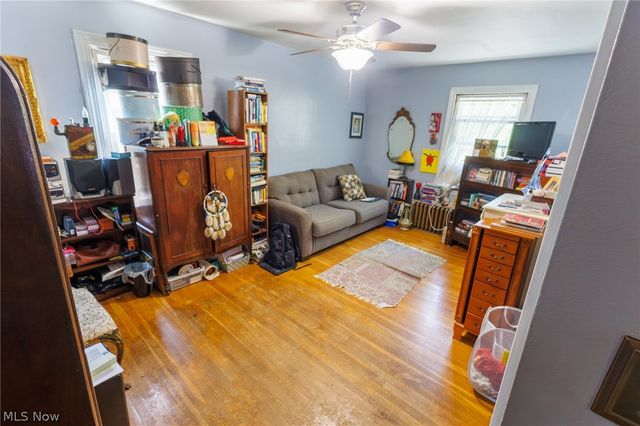 2065 West Boulevard, Cleveland, OH 44102