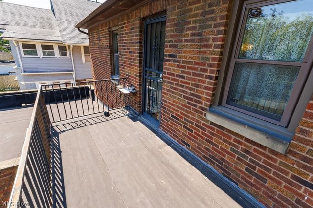 2065 West Boulevard, Cleveland, OH 44102