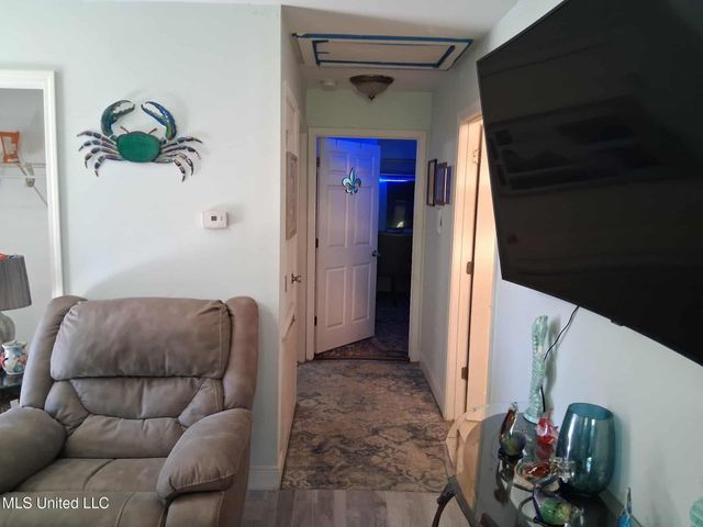 9035 Pine Drive, Bay Saint Louis, MS 39520