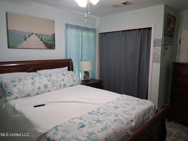 9035 Pine Drive, Bay Saint Louis, MS 39520