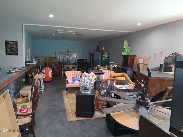 9035 Pine Drive, Bay Saint Louis, MS 39520