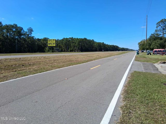 9035 Pine Drive, Bay Saint Louis, MS 39520