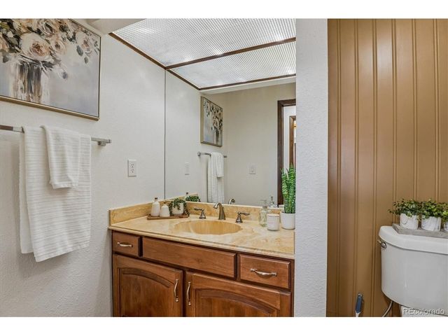 11851 W 77th Dr, Arvada, CO 80005