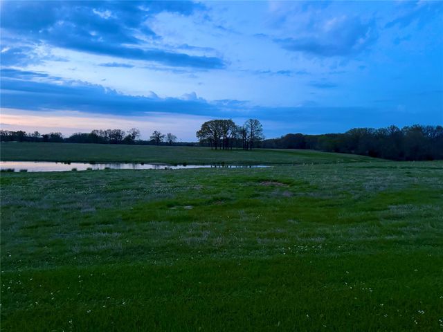 2737 Fm 514, Point, TX 75472