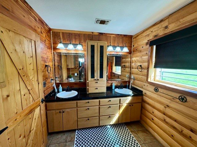 2737 Fm 514, Point, TX 75472