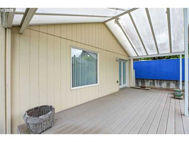 512 N RAILROAD Ave, Ridgefield, WA 98642
