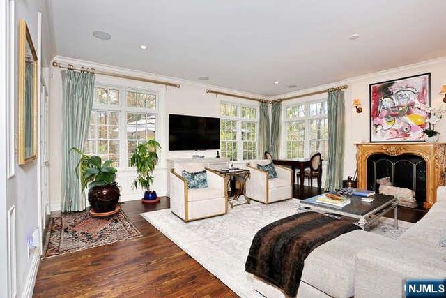 164 Deerhaven Road, Mahwah, NJ 07430