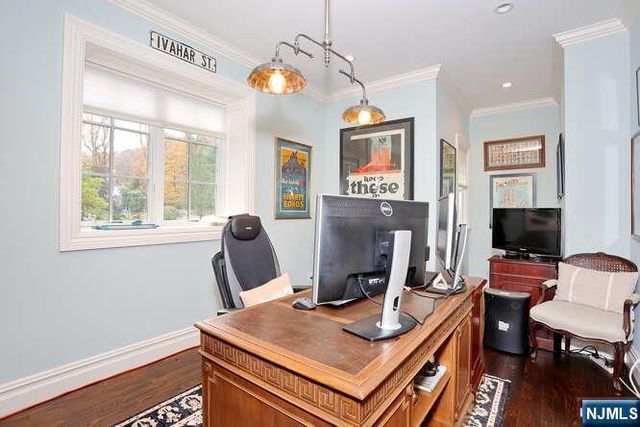 164 Deerhaven Road, Mahwah, NJ 07430