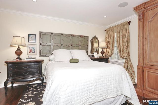 164 Deerhaven Road, Mahwah, NJ 07430