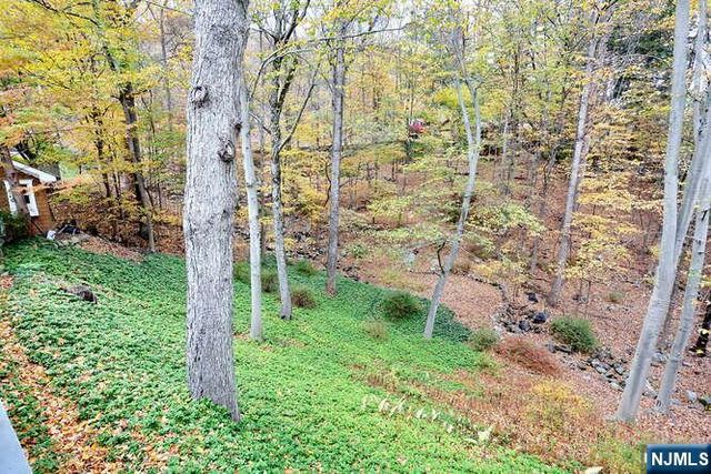 164 Deerhaven Road, Mahwah, NJ 07430