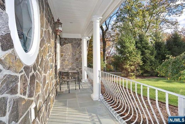 164 Deerhaven Road, Mahwah, NJ 07430