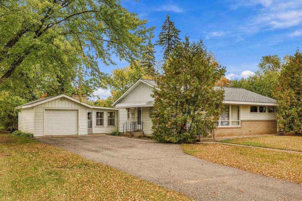 2105 Centennial Drive, Saint Cloud, MN 56303 — exterior
