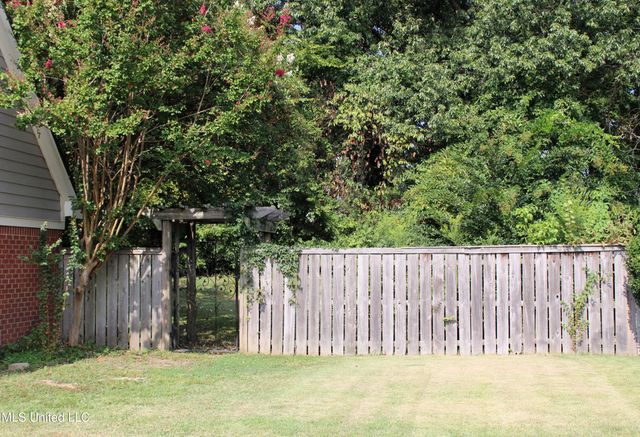 6647 Renee Drive, Olive Branch, MS 38654