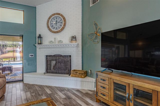 18 CLASSIC COURT S, Palm Coast, FL 32137