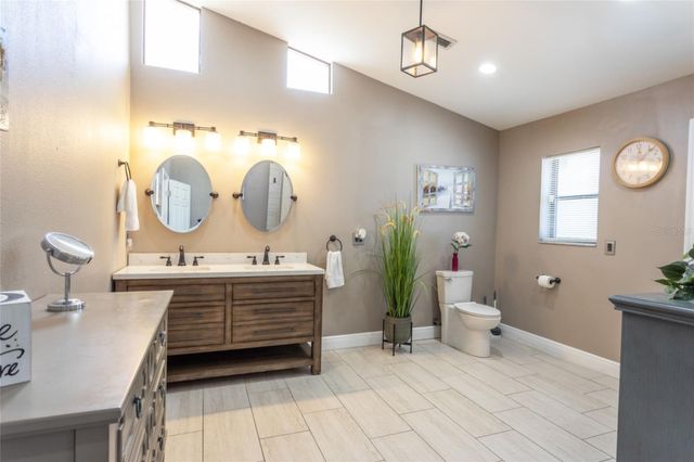 18 CLASSIC COURT S, Palm Coast, FL 32137