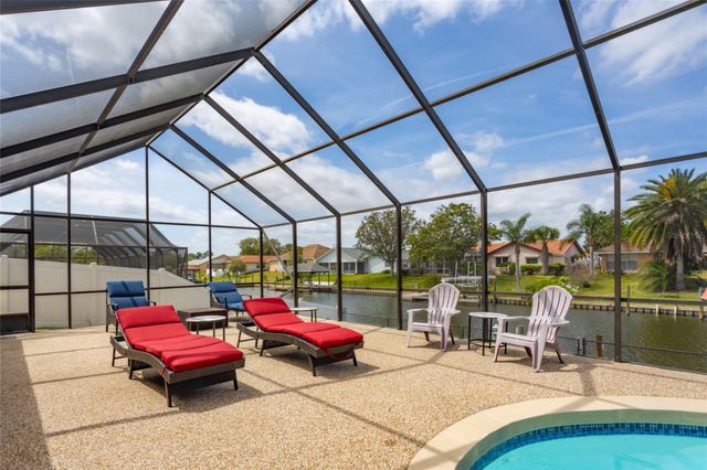 18 CLASSIC COURT S, Palm Coast, FL 32137