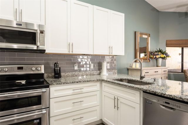 18 CLASSIC COURT S, Palm Coast, FL 32137