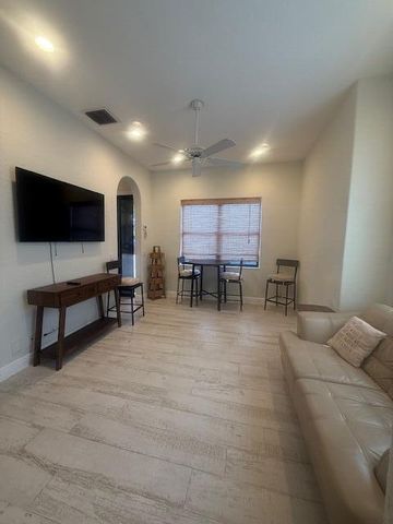 8691 Man O War Road, Palm Beach Gardens, FL 33418