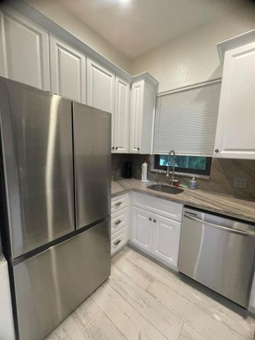 8691 Man O War Road, Palm Beach Gardens, FL 33418