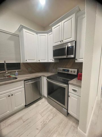 8691 Man O War Road, Palm Beach Gardens, FL 33418