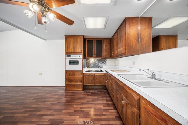 13751 St Andrews Drive 33j, Seal Beach, CA 90740