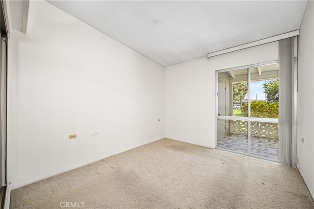 13751 St Andrews Drive 33j, Seal Beach, CA 90740