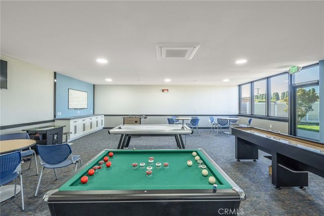 13751 St Andrews Drive 33j, Seal Beach, CA 90740