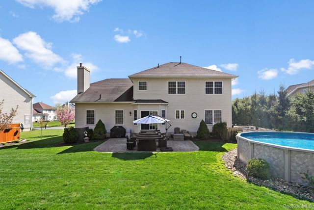 3403 Red Coat Drive, New Windsor, NY 12553