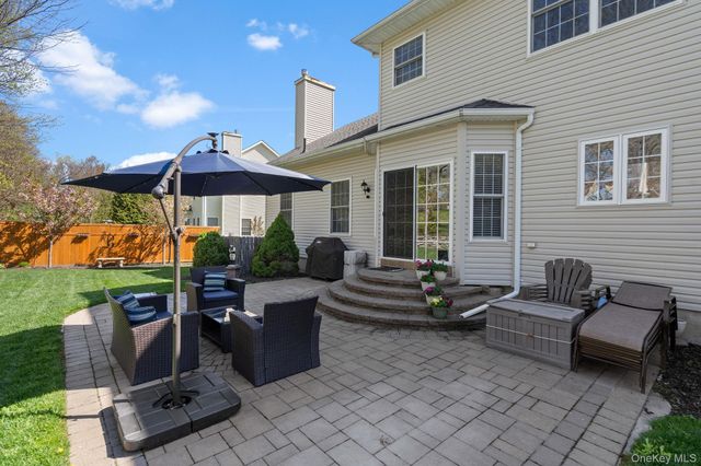 3403 Red Coat Drive, New Windsor, NY 12553