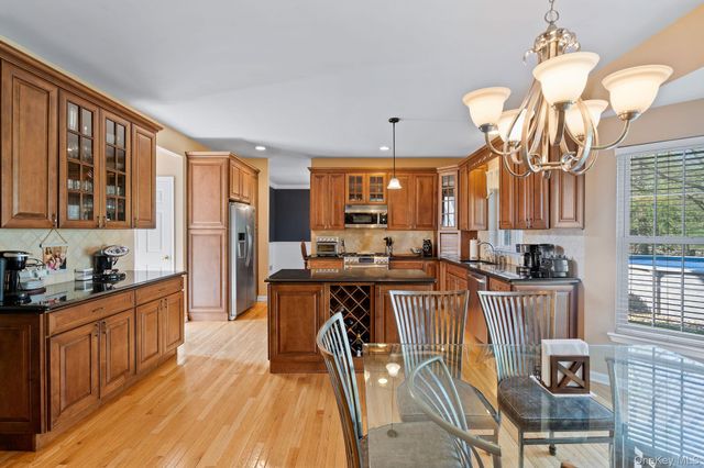 3403 Red Coat Drive, New Windsor, NY 12553