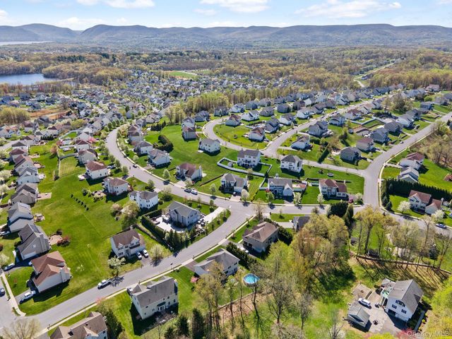 3403 Red Coat Drive, New Windsor, NY 12553