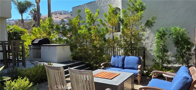 106 Avenida Mesita, San Clemente, CA 92673