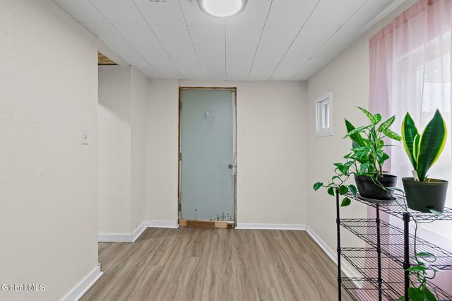 28 Lake Avenue, Nassau, NY 12123
