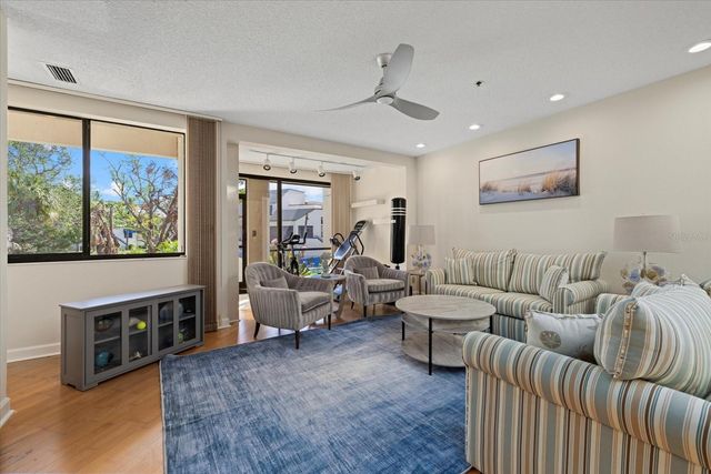 1928 HARBOURSIDE DRIVE 1402, Longboat Key, FL 34228