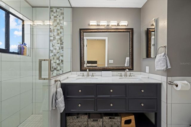 1928 HARBOURSIDE DRIVE 1402, Longboat Key, FL 34228